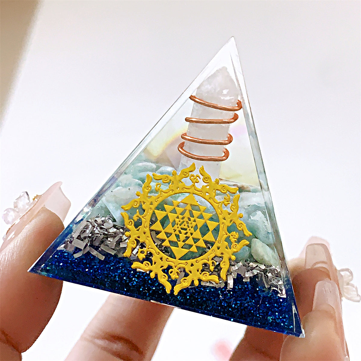 1pc Orgone Pyramid For Positive Energy And Amethyst Crystal Ball, With Protection From Crystals Energy Generator For Stress Reduce Healing Meditation And Wealth Attraction For Decoration