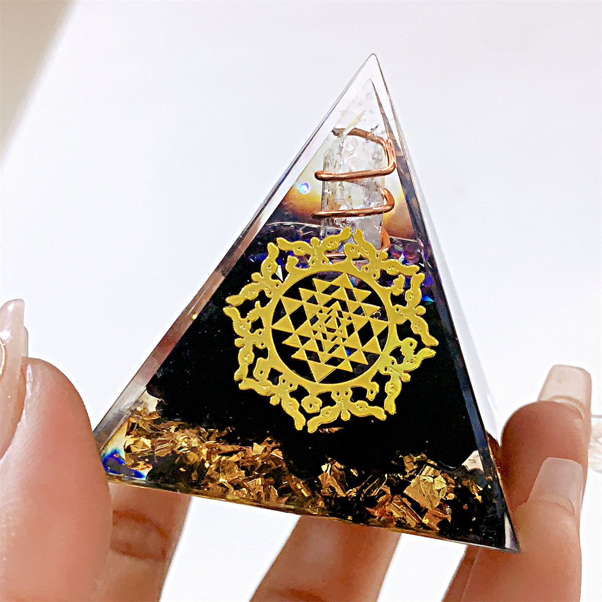 1pc Orgone Pyramid For Positive Energy And Amethyst Crystal Ball, With Protection From Crystals Energy Generator For Stress Reduce Healing Meditation And Wealth Attraction For Decoration