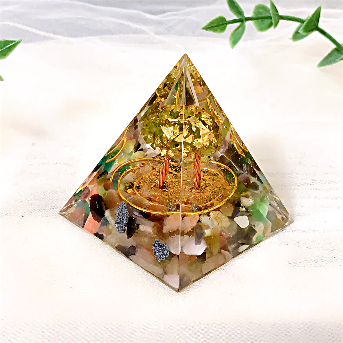 1pc Orgone Pyramid For Positive Energy And Amethyst Crystal Ball, With Protection From Crystals Energy Generator For Stress Reduce Healing Meditation And Wealth Attraction For Decoration