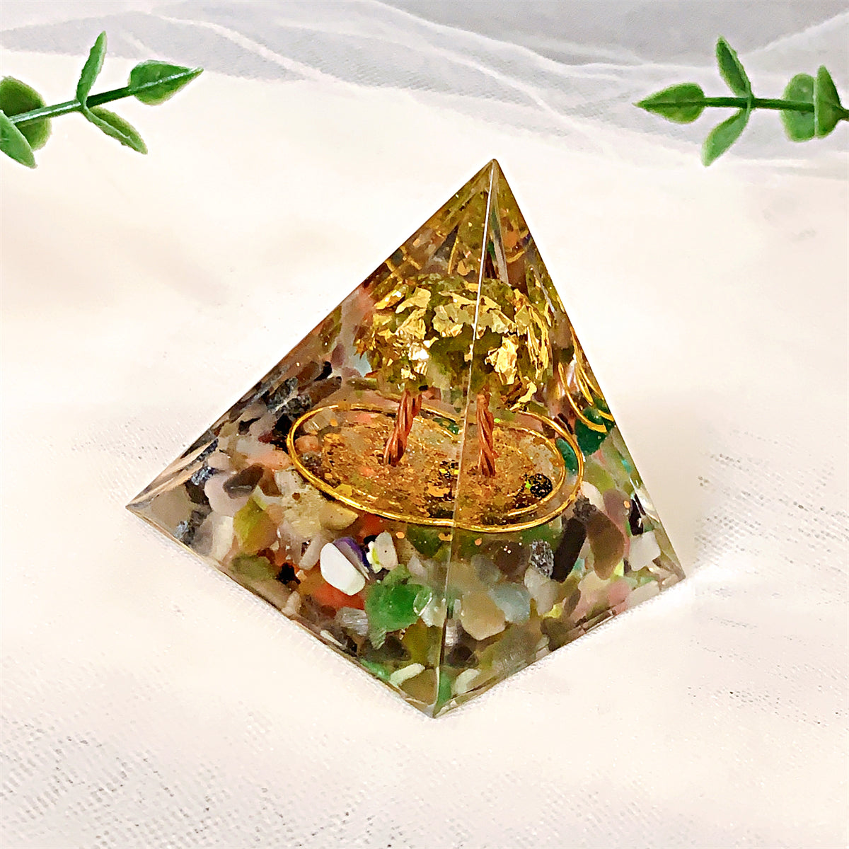 1pc Orgone Pyramid For Positive Energy And Amethyst Crystal Ball, With Protection From Crystals Energy Generator For Stress Reduce Healing Meditation And Wealth Attraction For Decoration