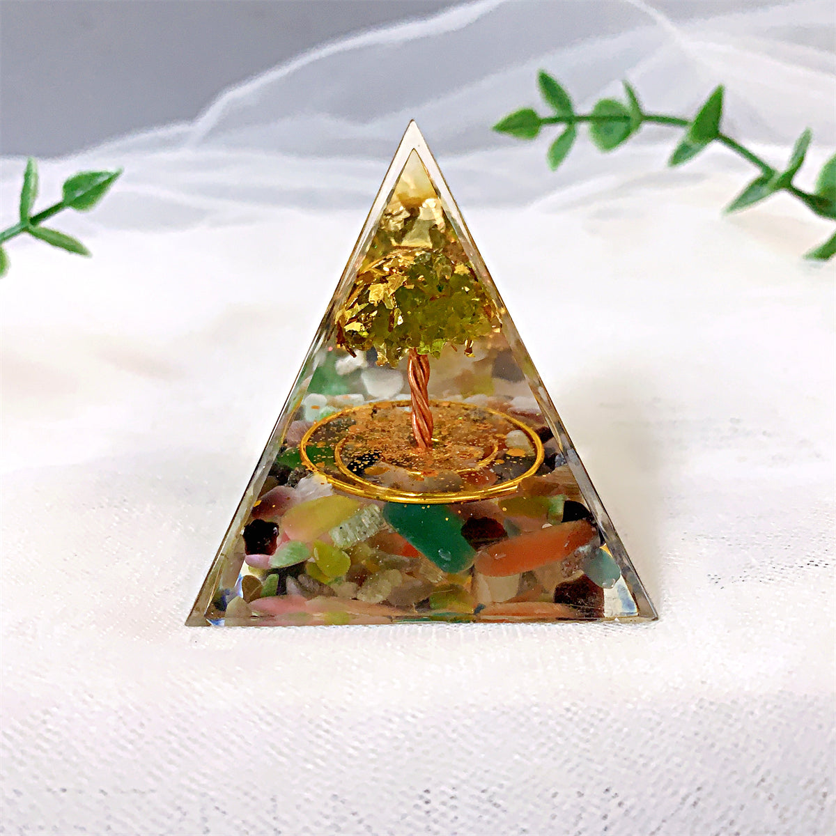 1pc Orgone Pyramid For Positive Energy And Amethyst Crystal Ball, With Protection From Crystals Energy Generator For Stress Reduce Healing Meditation And Wealth Attraction For Decoration