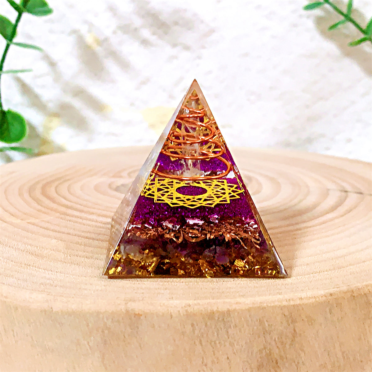 1pc Orgone Pyramid For Positive Energy And Amethyst Crystal Ball, With Protection From Crystals Energy Generator For Stress Reduce Healing Meditation And Wealth Attraction For Decoration