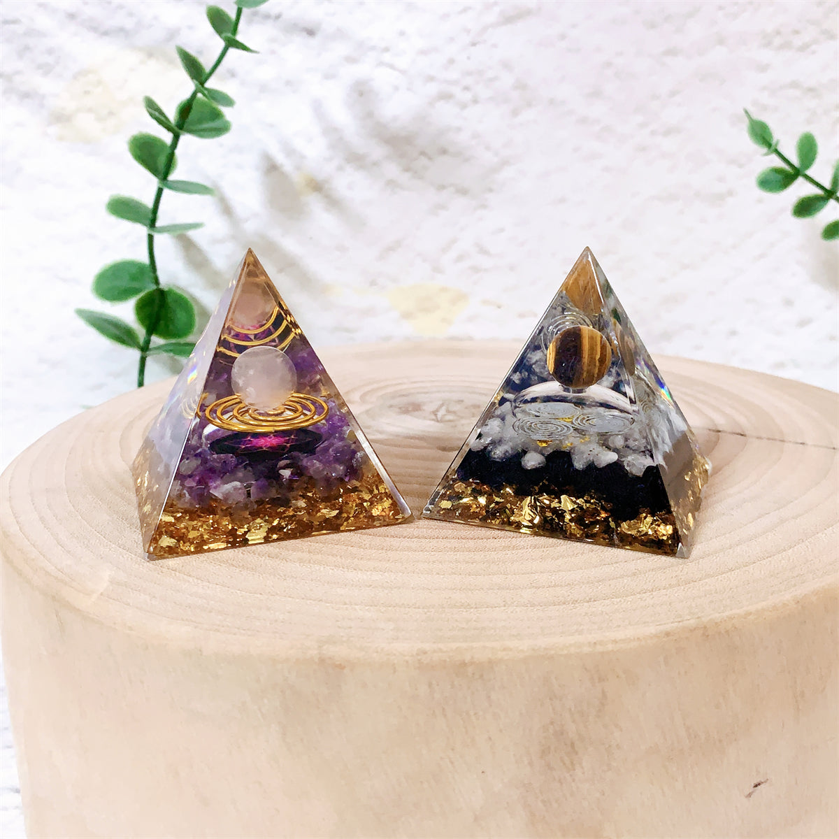 1pc Orgone Pyramid For Positive Energy And Amethyst Crystal Ball, With Protection From Crystals Energy Generator For Stress Reduce Healing Meditation And Wealth Attraction For Decoration