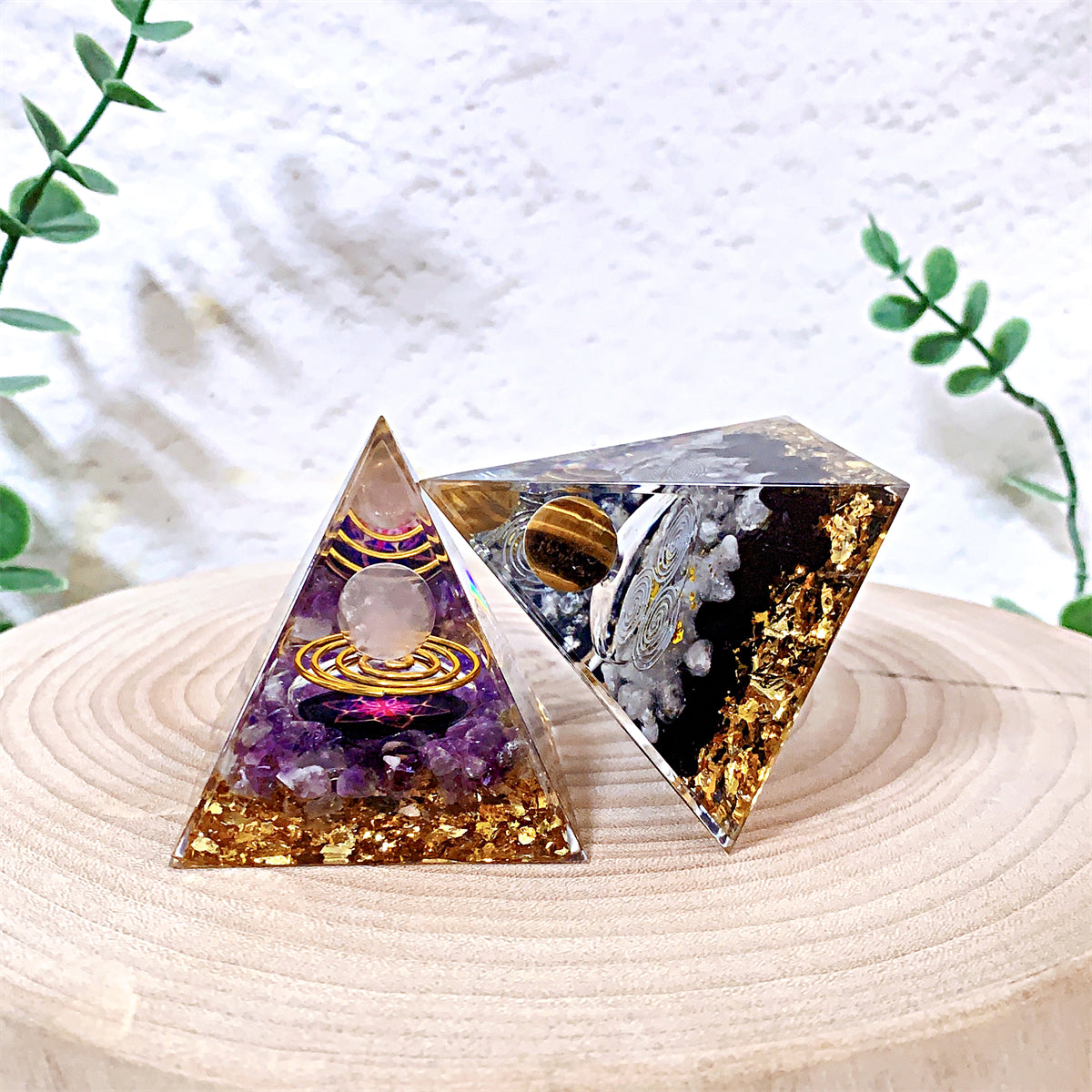 1pc Orgone Pyramid For Positive Energy And Amethyst Crystal Ball, With Protection From Crystals Energy Generator For Stress Reduce Healing Meditation And Wealth Attraction For Decoration