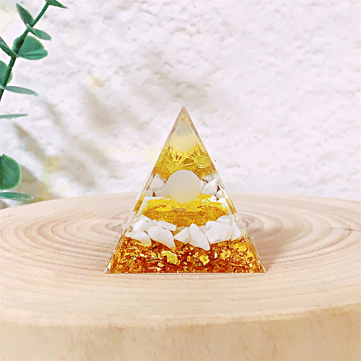 1pc Orgone Pyramid For Positive Energy And Amethyst Crystal Ball, With Protection From Crystals Energy Generator For Stress Reduce Healing Meditation And Wealth Attraction For Decoration