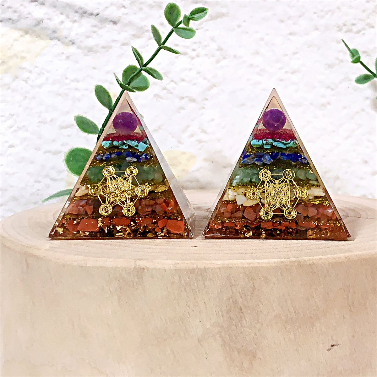 1pc Orgone Pyramid For Positive Energy And Amethyst Crystal Ball, With Protection From Crystals Energy Generator For Stress Reduce Healing Meditation And Wealth Attraction For Decoration