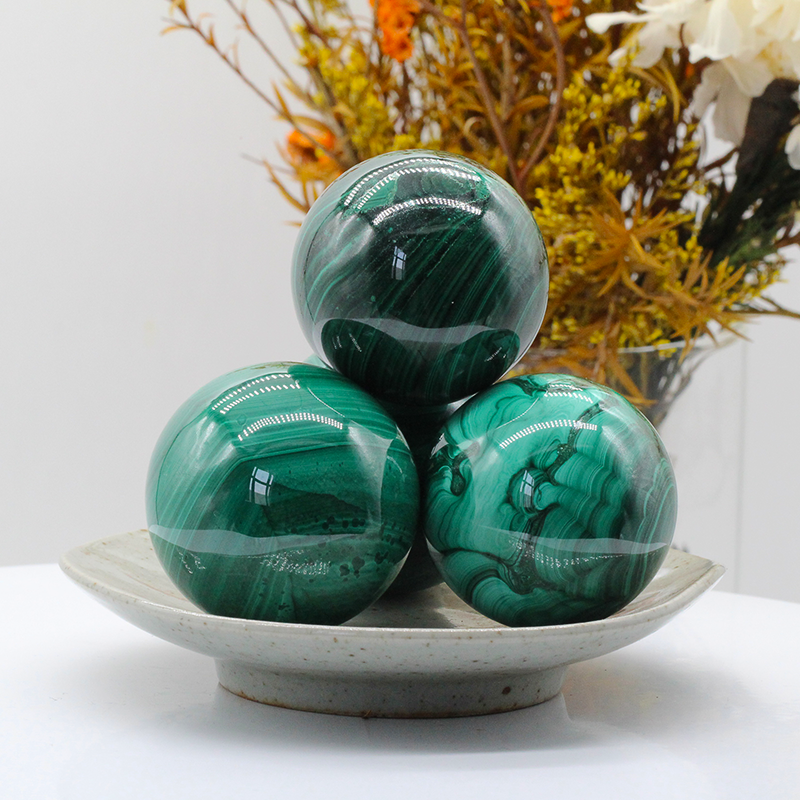 1PC 44mm Natural Malachite Ball Carving Healing Carving for Art Furnishing Articles and Home Decoration