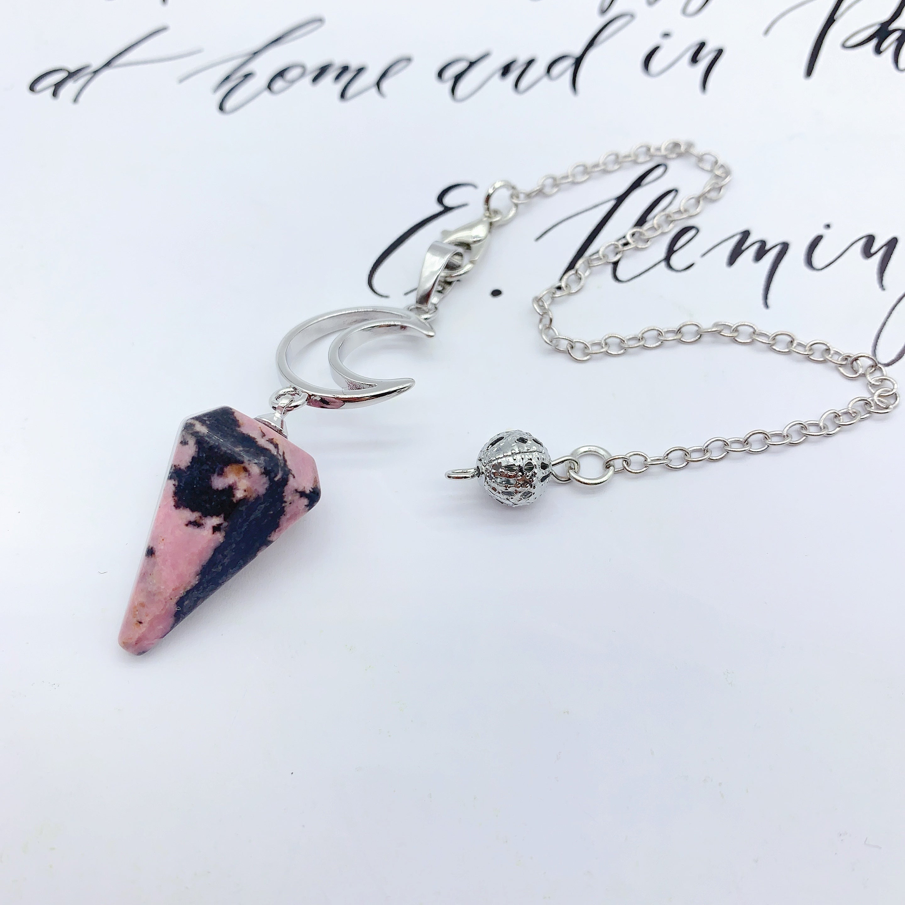 1Inch Crystal Pendulum Moon Shaped Charm Natural Rose Quartz Amethyst Healing Stones Reiki Pendant for Making Necklace