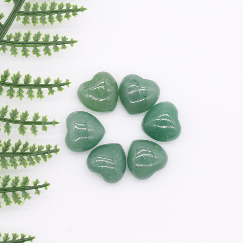 10PC/Bag Natural Green Aventurine Amethyst 1.5cm Charm Healing Stones Polished Crystal Heart Pendant for Making Necklace